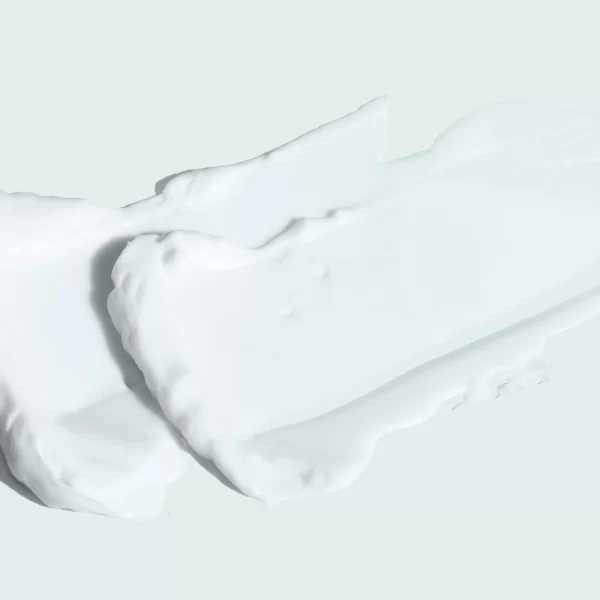 CLEAR-CELL-MATTIFYING-MOISTURIZER-PDP-R03.jpg CLEAR CELL mattifying moisturizer