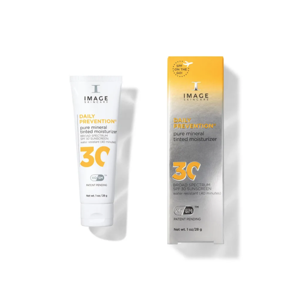 DAILY PREVENTION pure mineral tinted moisturizer SPF 30 (Travel size)