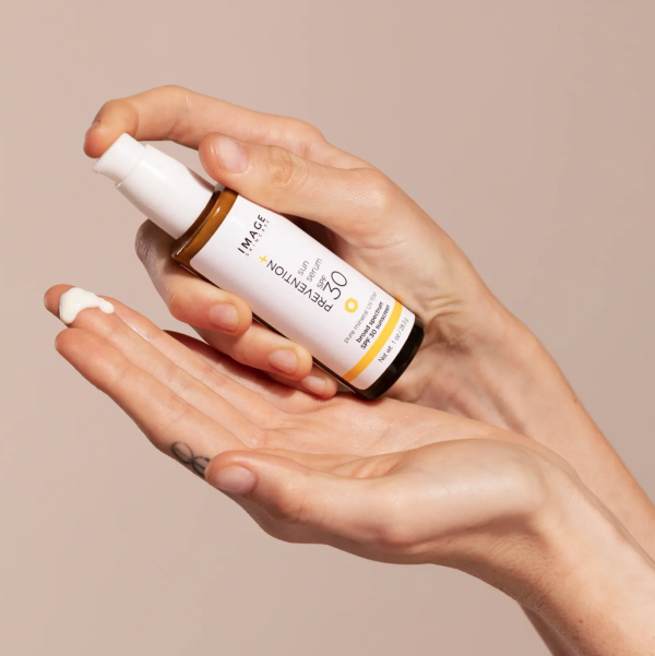 DAILY PREVENTIO sun serum SPF 30