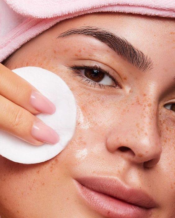 Matis Reponse Corrective Hyalu-Essence. Корректирующий увлажняющий лосьон.